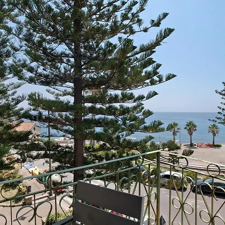 Wonderful Flat By Sea Chez Monique Сasa de vacaciones Bordighera