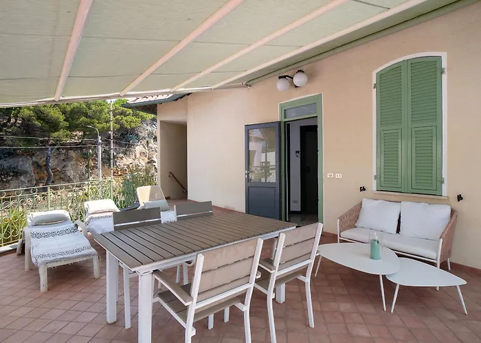 Wonderful Flat By Sea Chez Monique * Bordighera