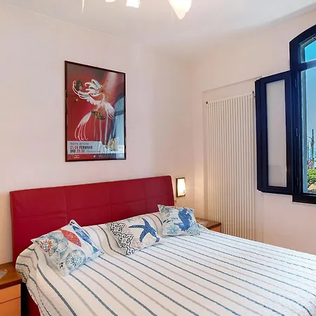 Wonderful Flat By Sea Chez Monique *