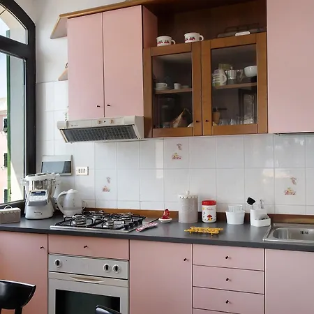 Wonderful Flat By Sea Chez Monique 보르디게라