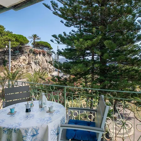 Wonderful Flat By Sea Chez Monique Bordighera