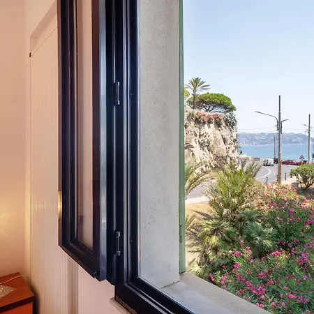 Wonderful Flat By Sea Chez Monique * 보르디게라