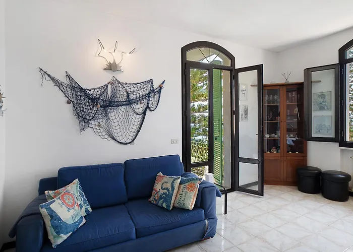 Wonderful Flat By Sea Chez Monique Сasa de vacaciones Bordighera