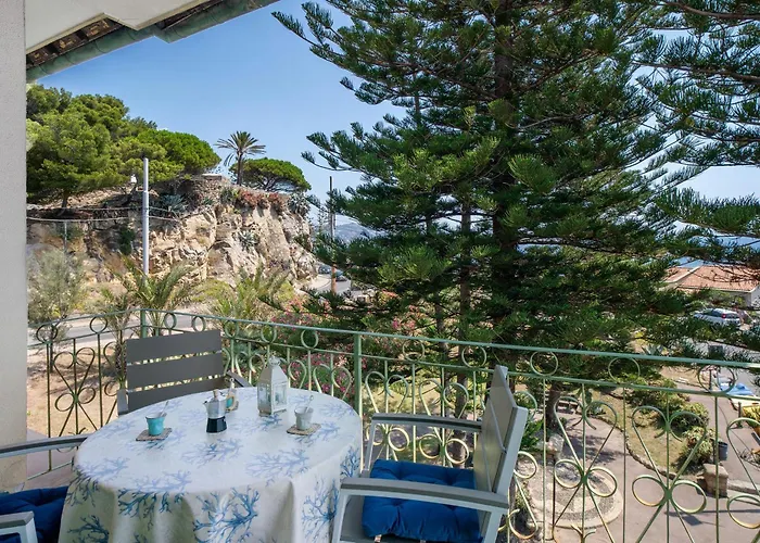 Wonderful Flat By Sea Chez Monique 別荘 *